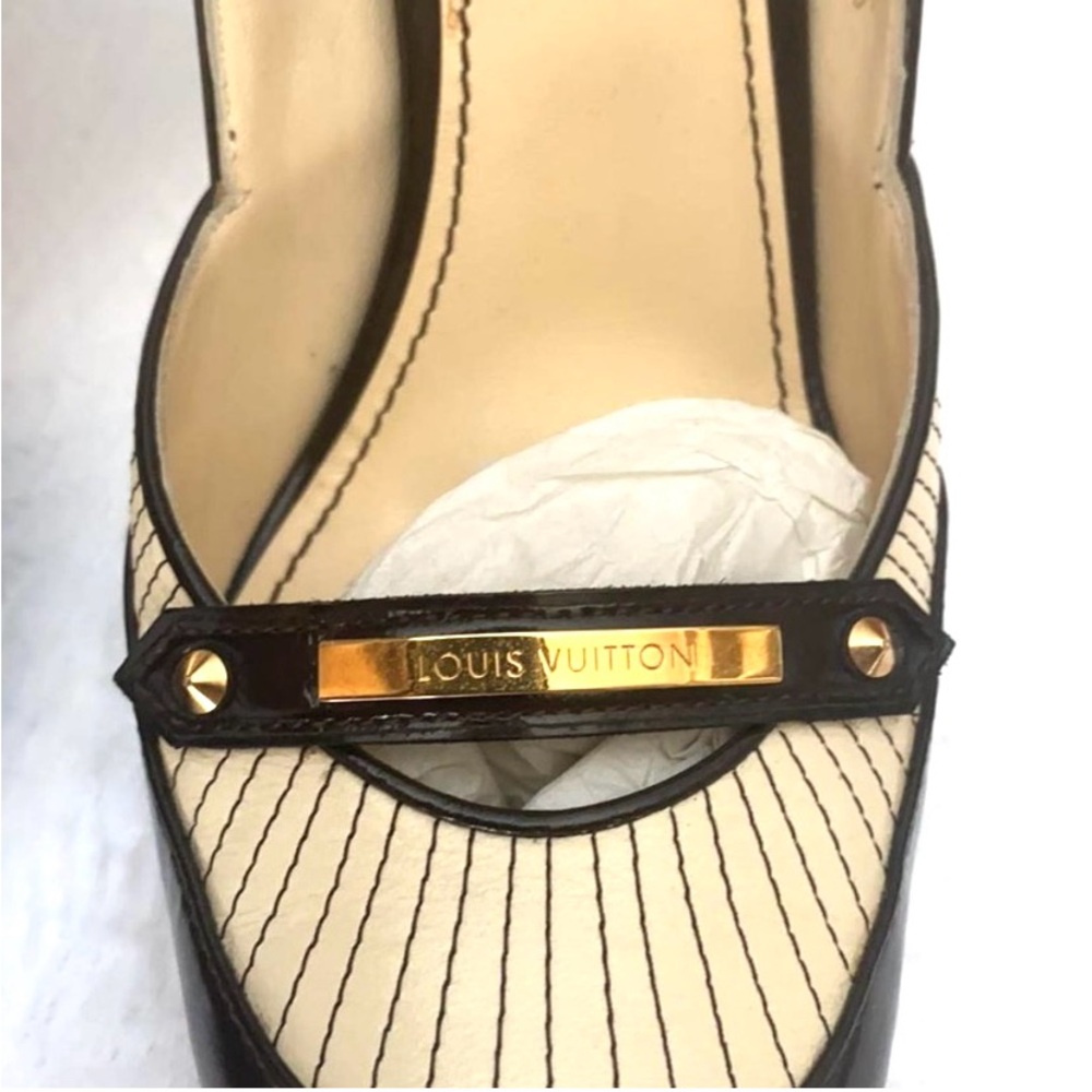 LOUIS VUITTON Quilted Cream-Choco Pointy Cap Toe Heels - Size: 40 EU - Picture 4 of 10